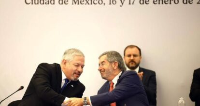 México afirma que los migrantes «no están solos» en conferencia regional sobre movilidad