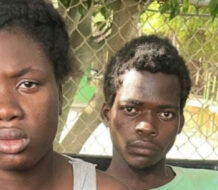 Detienen pareja de haitianos acusados de estrangular su hija de un año