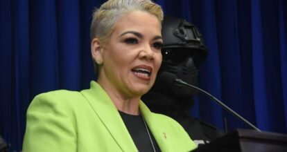 Renuncia la directora de Interior y Policía: Crisis en el gabinete