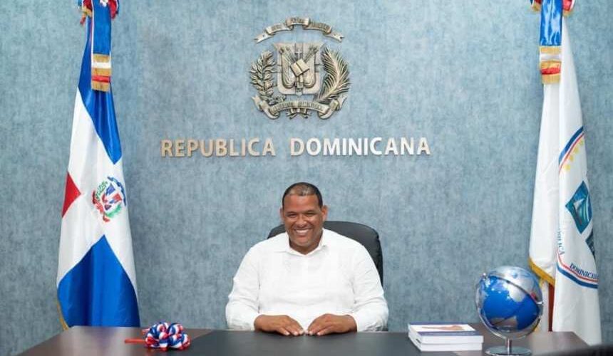 Reportan que el director municipal de Bayahíbe fue detenido tras incautación de 620 paquetes de presunta cocaína