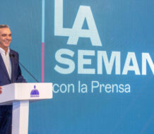 Presidente Abinader anuncia participación en reforestación y dormirá en casa de campaña con su familia