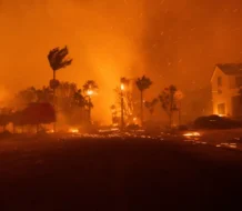 Los Ángeles emite nueva orden de evacuación por expansión de incendio
