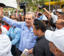 Abinader agotará agenda este domingo en el Gran Santo Domingo