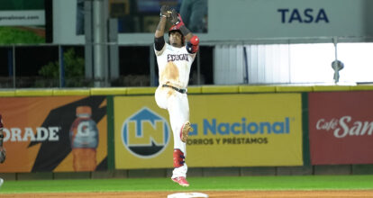 Escogido gana el segundo partido de la Serie Final 