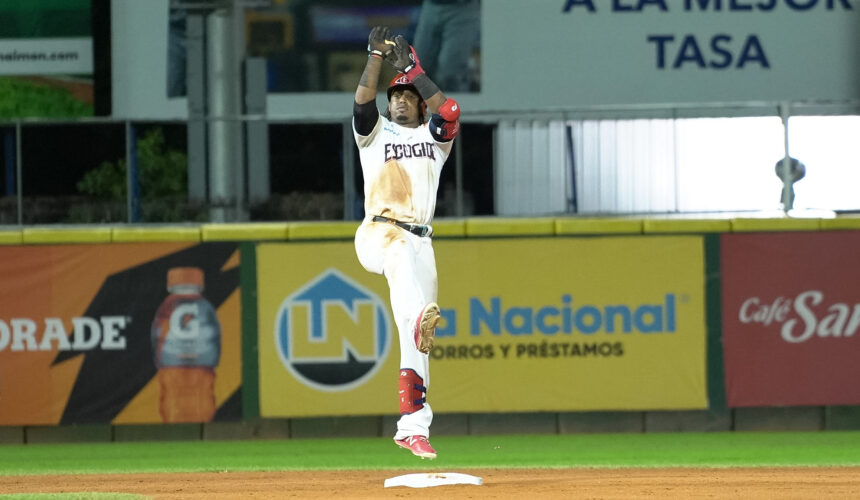 Escogido gana el segundo partido de la Serie Final 