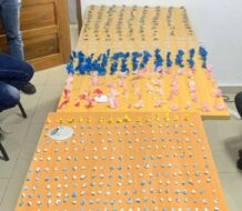 DINTEL y Policía incautan más de 1,200 dosis de drogas en La Romana