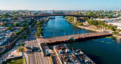 Obras Públicas cerrará este sábado el Puente Flotante por dos horas