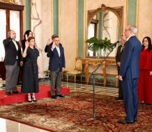 Abinader juramenta comisión Administrativa para la Reforma Policial