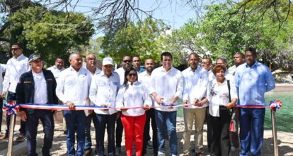 Turismo entrega renovado balneario Boca de Cachón en Jimaní 