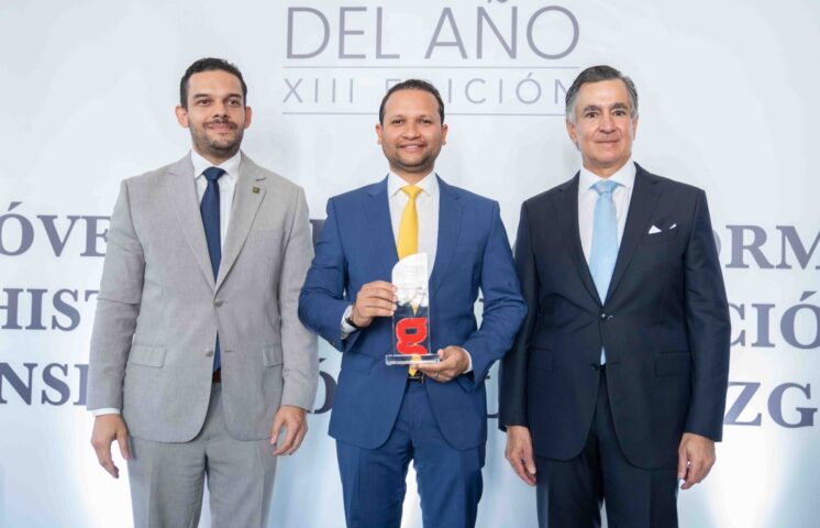 Gala Media Group reconoce a Ramón Gabriel Aguilera como Joven del Año 2025