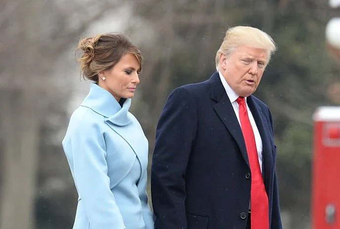 Trump y la primera dama comienzan su mandato en la Iglesia St. John  en Washington