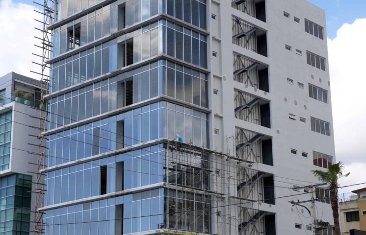 Compra de edificio por Indotel ahorraría al Estado más de RD$1,500 millones en alquiler, según Guido Gómez
