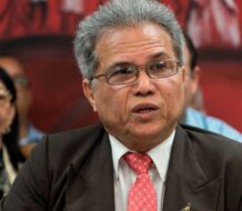 CMD inicia el 2025 en ¡huelga de hambre! y se instala en SNS