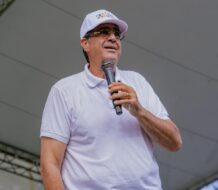 Pastor Bogaert insta a educar en valores en festival de la familia