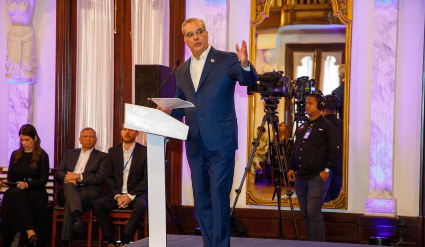 Presidente Abinader dice RD registra mínimo histórico en índice de homicidios