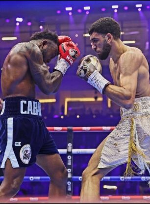 El dominicano Carlos Adames retuvo su título y se considera el mejor 160 libras del mundo