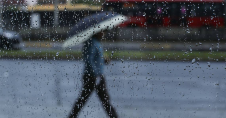Vaguada generará lluvias este domingo 
