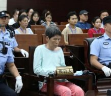 China ejecuta a mujer condenada por el secuestro y venta de 17 niños en la década de los 90