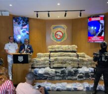 Confiscan cargamento de presunta marihuana y 56 láminas de presumible cocaína