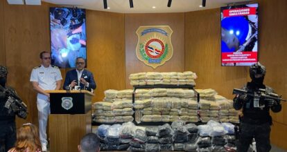 Confiscan cargamento de presunta marihuana y 56 láminas de presumible cocaína