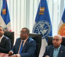 FCES de la UASD y la Fundación Juan Bosch presentan estudio de los salarios en RD