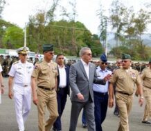 Abinader: «Debemos prepararnos» por posibles deportaciones masivas de haitianos desde EE. UU.