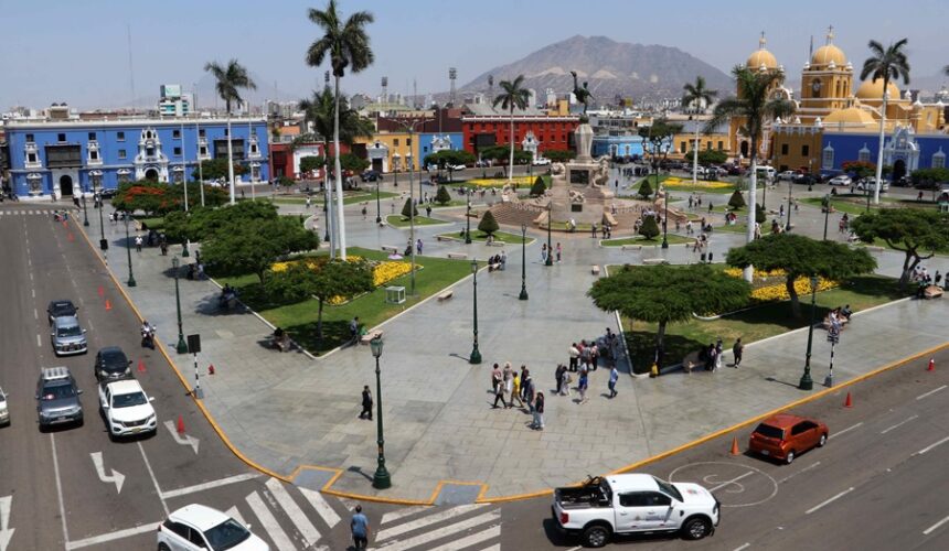 La caída del techo en un centro comercial en Perú deja al menos 3 fallecidos y 60 heridos