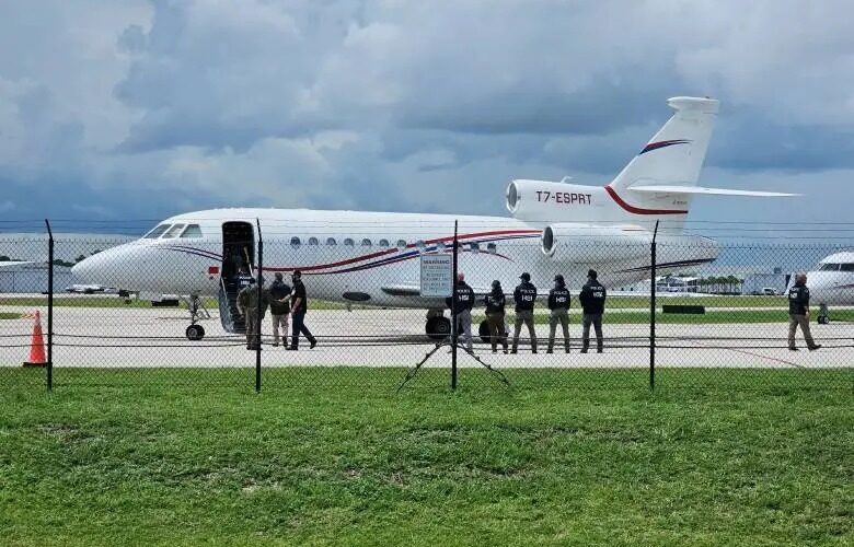 EE.UU. incautará avión de Maduro retenido en República Dominicana