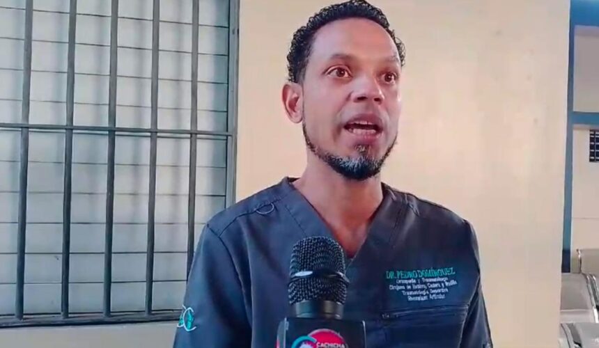 Doctor denuncia agresión tras conflicto con vecinos por unos perros