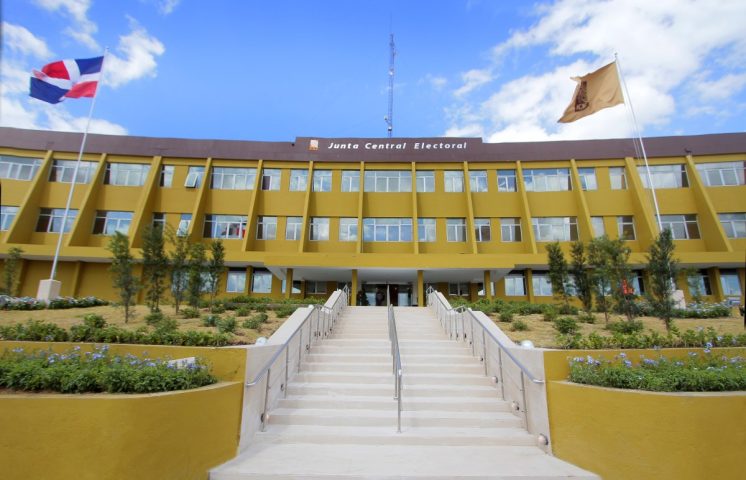 JCE otorga plazo a partidos para presentar observaciones sobre ley de candidaturas independientes