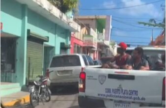 Hombre escapa de patrulla policial en el centro de Puerto Plata