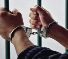 Apresan hombre acusado de ultimar a su abuela en Monte Plata