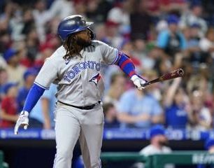 Vladimir Guerrero Jr. rechaza millonaria oferta de Toronto y apunta a la agencia libre