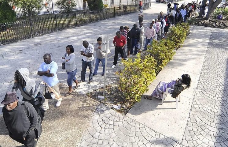 El Gobierno de Trump revoca el beneficio migratorio TPS para medio millón de haitianos