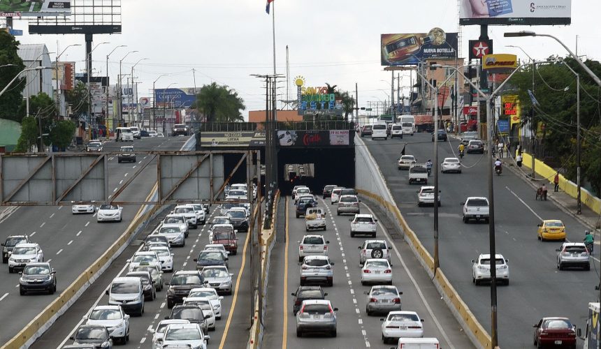 MOPC cerrará al tránsito vehicular pasos a desnivel y puentes del GSD por mantenimiento
