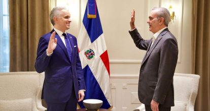 Abinader juramenta como nuevos ministros de Obras Públicas y de Educación a Eduardo Estrella y Luis Miguel De Camps
