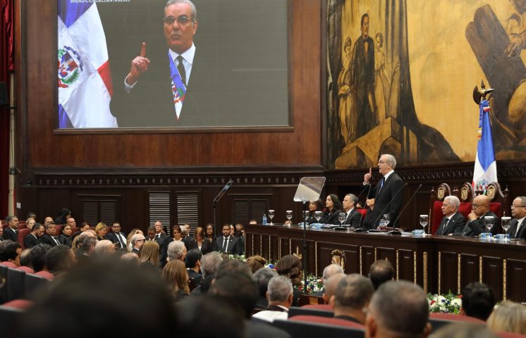 Presidente del Senado reitera su compromiso con la transparencia, responsabilidad y el bienestar del País