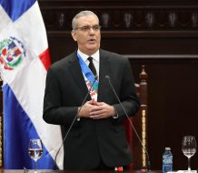 Abinader: “500 mil familias recibieron el beneficio del Bono Luz”