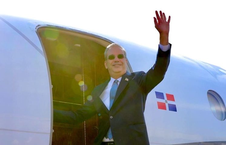 Abinader viajará este viernes a Uruguay para asistir a la toma de posesión de Yamandú Orsi