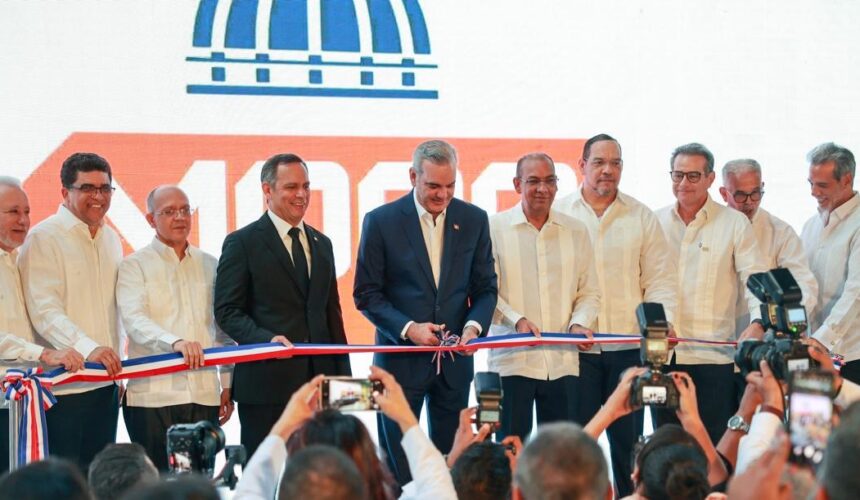 Ministro Deligne Ascensión y presidente Abinader inauguran Ciudad Judicial SDE