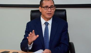 Ministro de Trabajo asegura que la cesantía no obstaculizará la reforma laboral