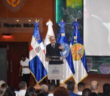 MESCyT abre convocatoria para ocho mil becas nacionales