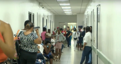 Aumento de casos de vómitos y diarrea en niños dispara consultas en centros de salud