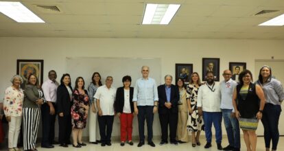 Luis Miguel De Camps sostiene encuentro con el Foro Socioeducativo