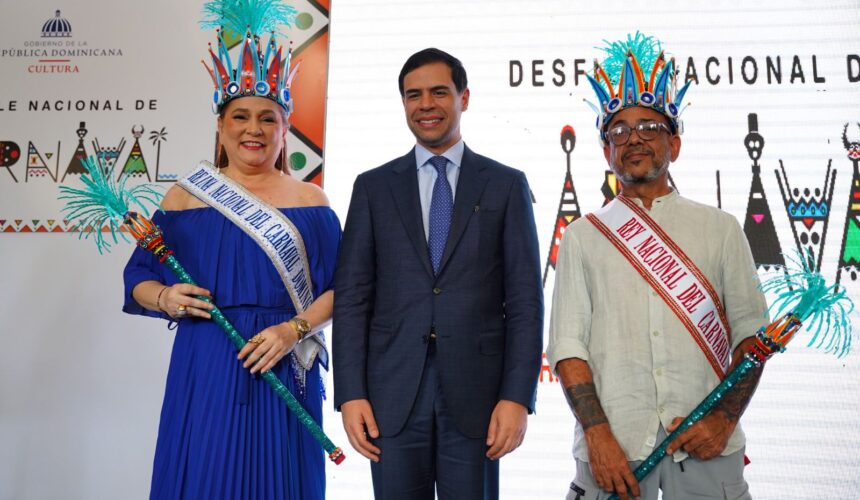 Ministro de Cultura anuncia desfile de Carnaval con más de 5 millones en premios