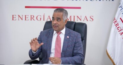 Ministro de Energía y Minas anuncia generación en renovables inyectó más de 1,200 MW al SENI este sábado