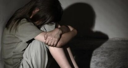 Dictan 20 años de prisión a hombre que violó y embarazó hijastra de 11 años