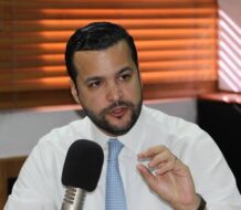 Rafael Paz a Faride Raful: 'resultados, no excusas'