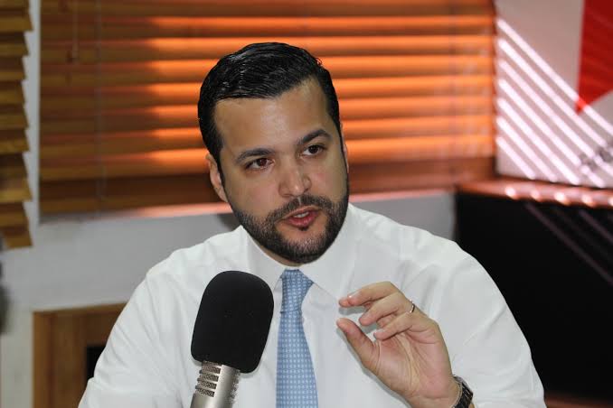 Rafael Paz a Faride Raful: 'resultados, no excusas'