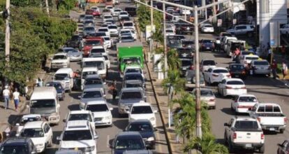 El caos del tránsito en Santo Domingo: Una crisis sin soluciones que paraliza la capital